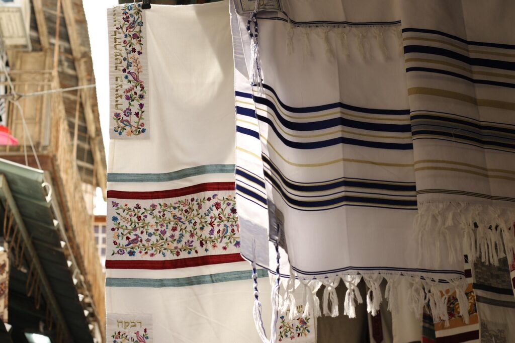 Who Were the Pharisees, Sadducees, and Essenes? judaism, tallit, religion, market, jerusalem, tallit, tallit, tallit, tallit, tallit